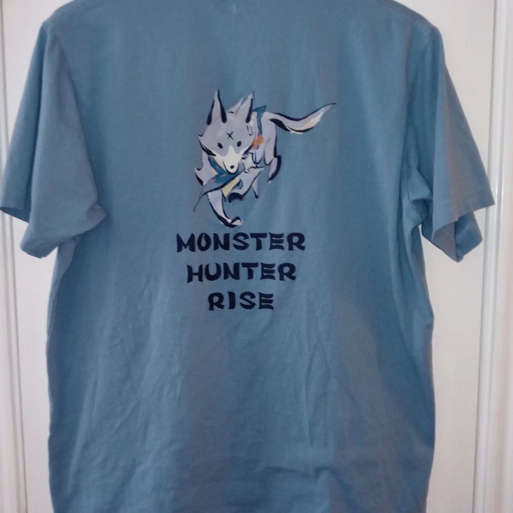 Monster Hunter Rise UT (Short Sleeve Graphic T-Shirt) Size: M Blue